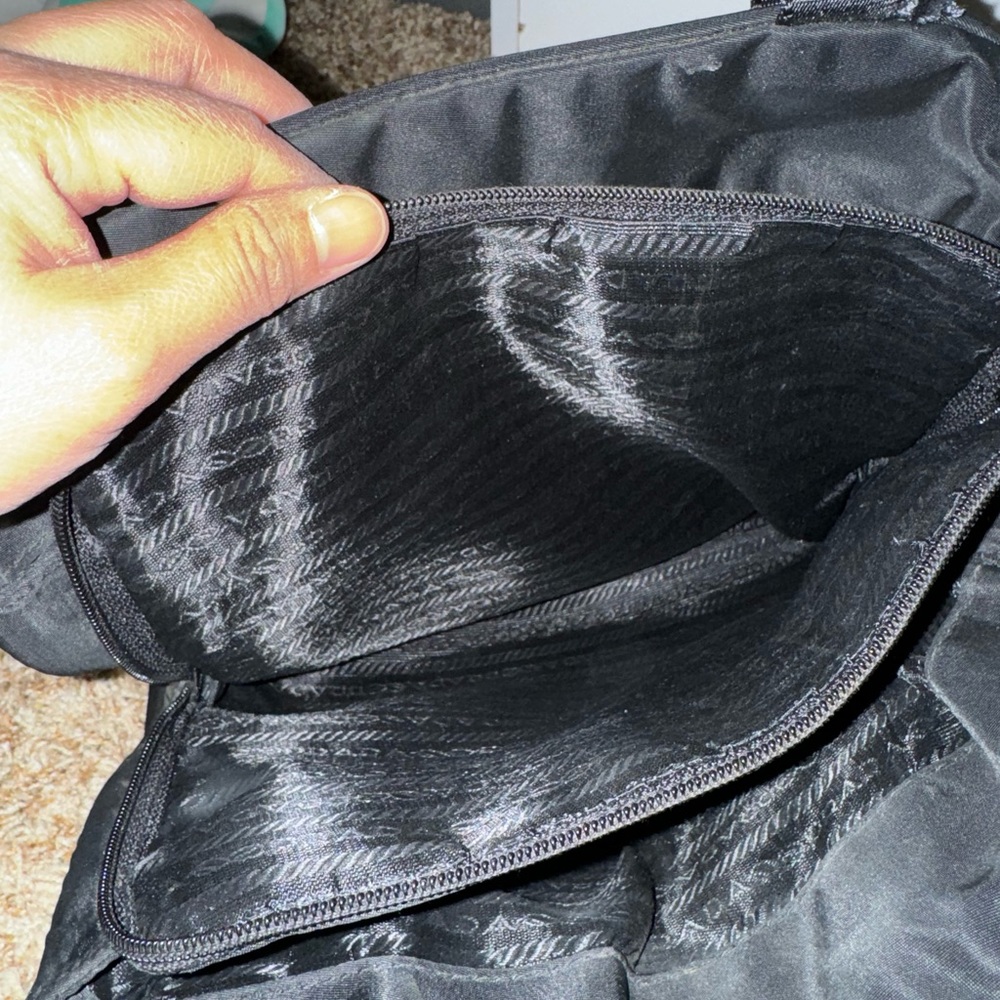 Prada handbag - Picture 7 of 7